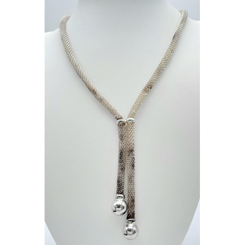 148 - A vintage 925 silver Tassel necklace. Total weight 30.1G. Total length 44cm. See photos for details.