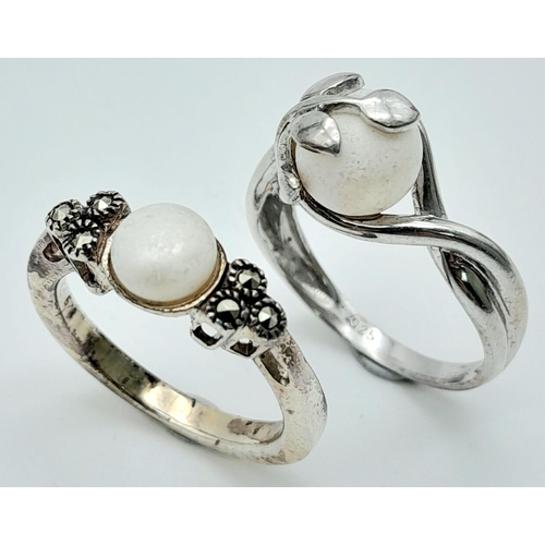 1089 - Two vintage, sterling silver rings with white stones. Size: P & Q, total weight: 8.1 g.