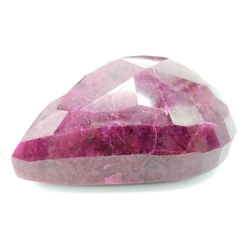 226 - A Large Pear Shaped 800ct Red Corundum (Ruby) Gemstone.
Colour enhanced. No certificate so as found.