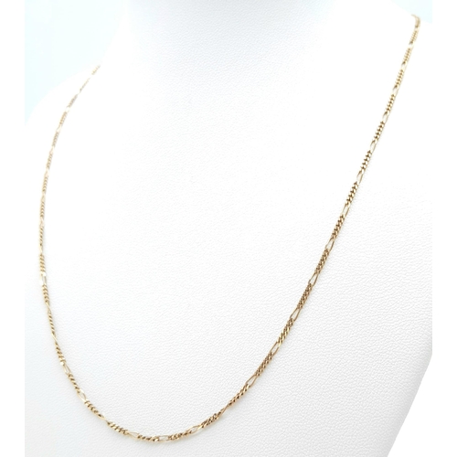 873 - A Vintage 9K Yellow Gold Figaro Link Necklace. 45cm length.
2.8g weight.