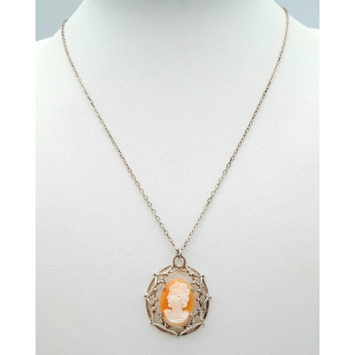 831 - A vintage sterling silver Cameo pendant on silver chain. Total weight 4.7G. Total length 47cm.