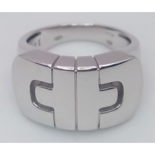 172 - A classic  BVLGARI design 18 K white gold ring, size: O, weight: 11.5 g. In excellent quality!