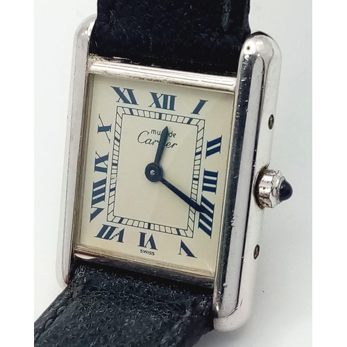 179 - A Vintage Must de Cartier Tank Quartz Ladies Watch. Black leather strap. 925 silver case - 21mm. Cre... 