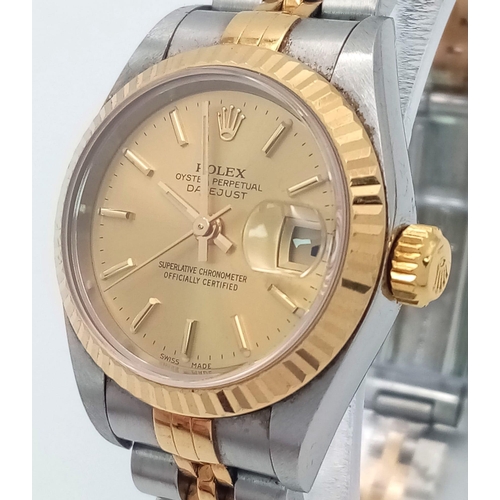 18 - A Rolex Bi-Metal Oyster Perpetual Datejust Ladies Watch. 18k gold and stainless steel bracelet and c... 