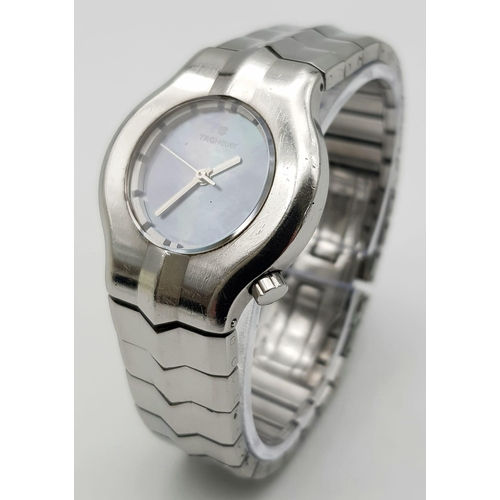 116 - A Tag Heuer Alter Ego Quartz Ladies Watch. Stainless steel bracelet and case - 29mm. Mother of pearl... 