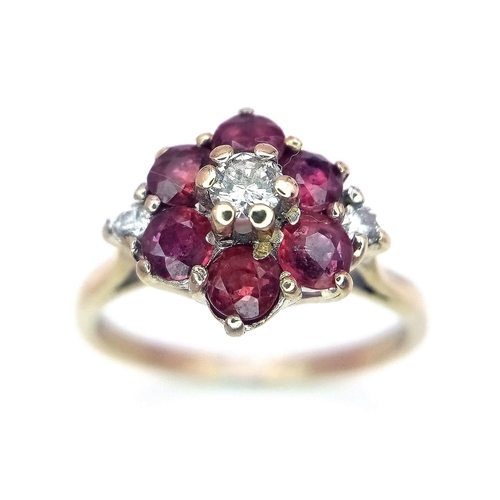 138 - 18K WHITE GOLD DIAMOND & RED STONE (POSSIBLY RUBIES) CLUSTER RING, WEIGHT 4G SIZE P