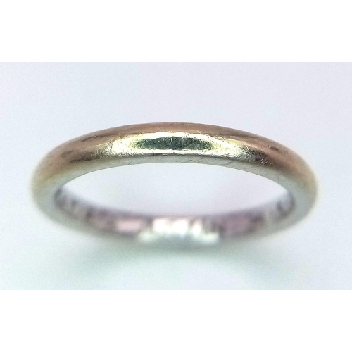 442 - A 9K WHITE GOLD BAND RING .   2.2gms   size I