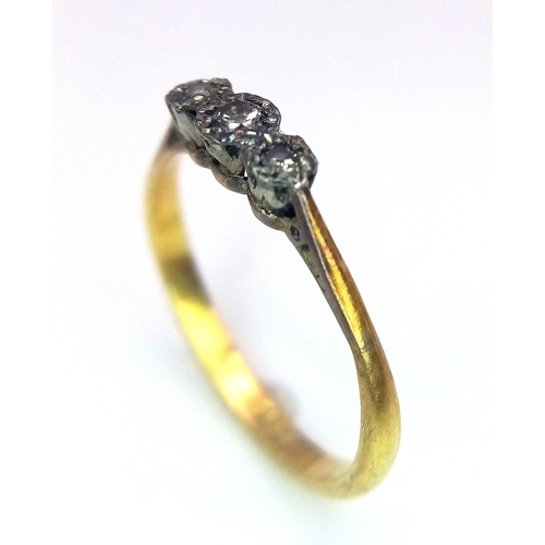 51 - AN ANTIQUE 18K GOLD 3 DIAMOND RING .  2.3gms   size P