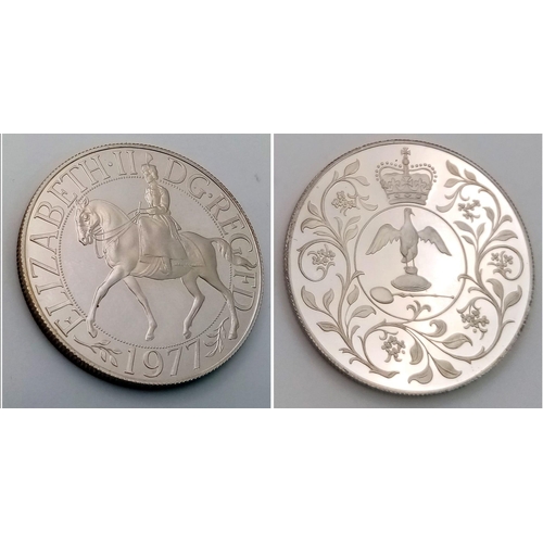 920 - A 1977 Silver Proof Elizabeth II Crown Coin.