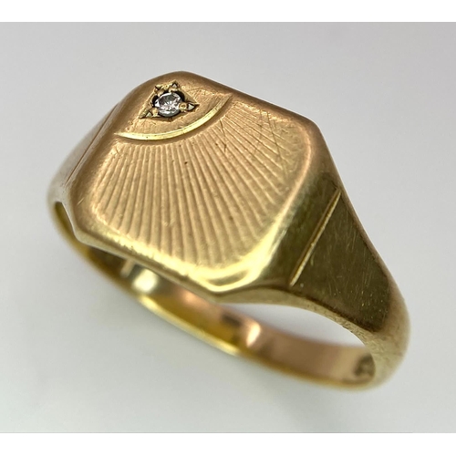 1189 - A VINTAGE GENTS 9K GOLD SIGNET RING WITH SMALL DIAMOND .   5.1gms   size W