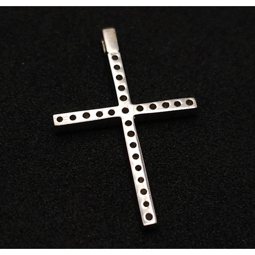 1187 - 18K WHITE GOLD DIAMOND SET CROSS PENDANT, APPROX 0.15CT DIAMONDS, WEIGHT 1.3G, SIZE 25X17MM APPROX