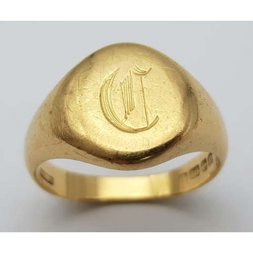 44 - A Vintage 18K Yellow Gold Gents Signet Ring. Size X. 12.2g weight.