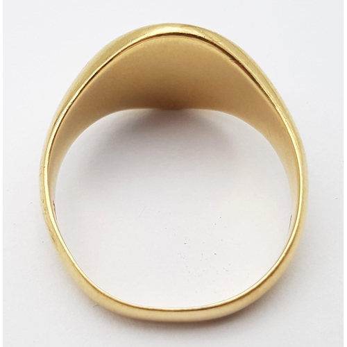 44 - A Vintage 18K Yellow Gold Gents Signet Ring. Size X. 12.2g weight.