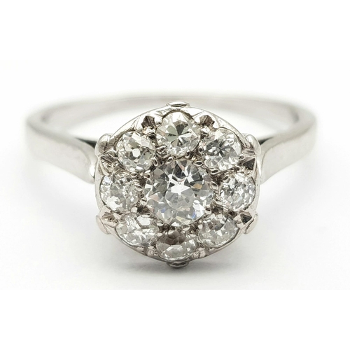 47 - A LOVELY PLATINUM VINTAGE DIAMOND RING WITH APPROX 1.10CT OLD CUT DIAMONDS, WEIGHT 3.6G SIZE O