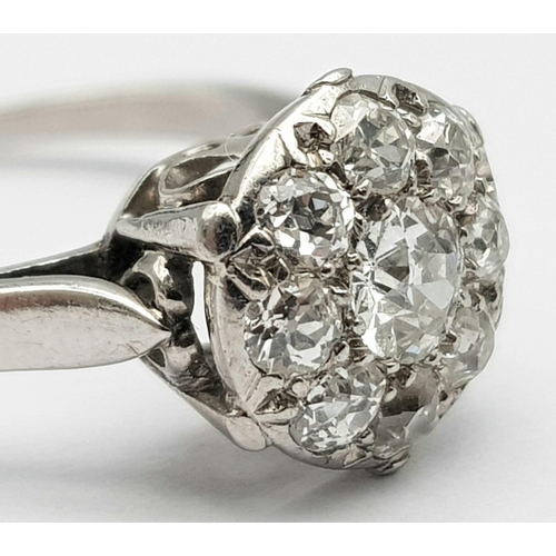 47 - A LOVELY PLATINUM VINTAGE DIAMOND RING WITH APPROX 1.10CT OLD CUT DIAMONDS, WEIGHT 3.6G SIZE O