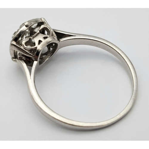 47 - A LOVELY PLATINUM VINTAGE DIAMOND RING WITH APPROX 1.10CT OLD CUT DIAMONDS, WEIGHT 3.6G SIZE O