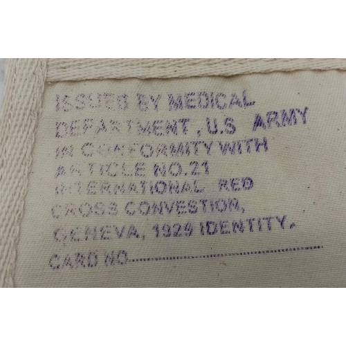 770 - WW2 US Medics Armband with US Medical Department Stamp. Un-issued condition.