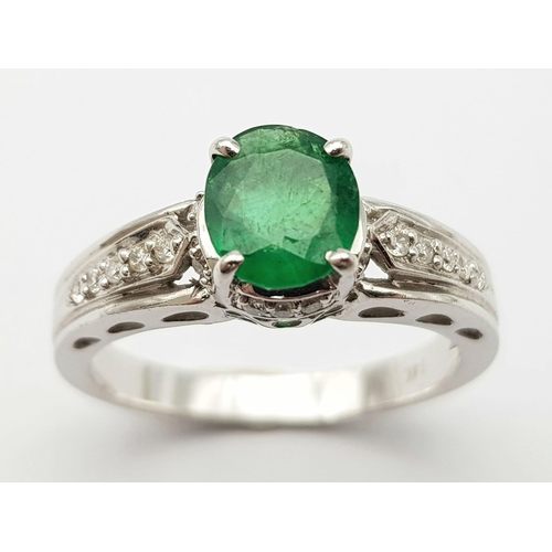 236 - 14K WHITE GOLD DIAMOND & EMERALD RING, WITH APPROX 0.75CT OVAL EMERALD CENTRE, WEIGHT 3.8G SIZE N