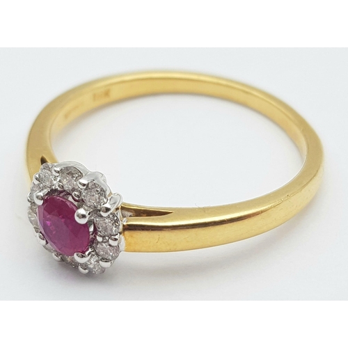 173 - A 18K YELLOW GOLD DIAMOND & RUBY RING, APPROX 0.20CT DIAMONDS, WEIGHT 3.2G SIZE N