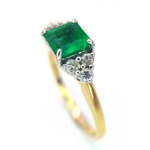 187 - 18K YELLOW GOLD DIAMOND & EMERALD RING, WITH A 0.45CT PRINCESS CUT EMERALD CENTRE AND 6 DIAMONDS ON ... 