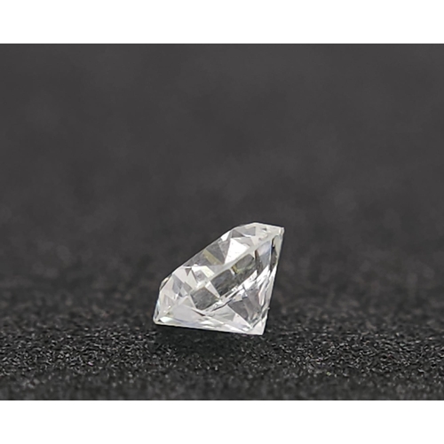 704 - A ROUND BRILLIANT CUT DIAMOND .43ct VS2 COLOUR F , WITH CERTIFICATE .