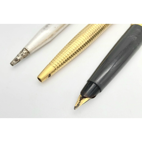 970 - A PARKER FOUNTAIN PEN WITH GOLD NIB PLUS 2 OTHER PENS ,