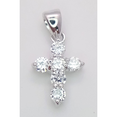 992 - 3 X STERLING SILVER STONE SET CROSSES, WEIGHT 7.5G, SEE PHOTOS FOR MORE DETAILS