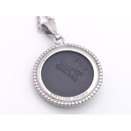 785 - A sterling silver Cameo pendant on silver belcher chain. Total weight 5.3G. Total length 43cm.