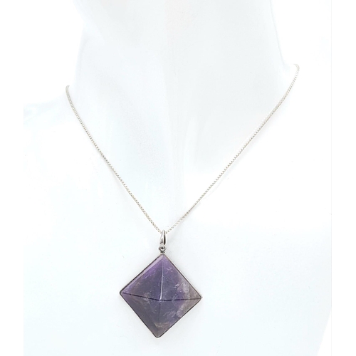 976 - A Sterling Silver Pyramid Cut Amethyst Pendant Necklace. 37cm Length. Amethyst Measures 2cm Width. G... 