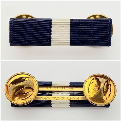 851 - An American Navy Cross Medal in Presentation Case.