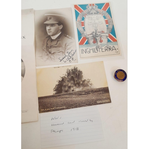 1049 - A WW1 Small Collection of Items: Peace celebrations booklet, 1914 lapel badge and 3 postcards.