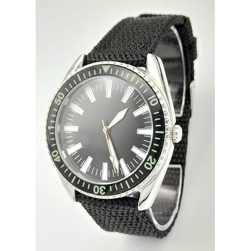 823 - A Parcel of Three Military designed Diver Homage Watches Comprising; 
1) Italian Navy Divers Watch (... 