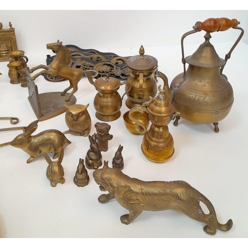 939 - A Huge Vintage Collection of Brass Figures, Ornaments and Kitchenware. Please see photos for finer d... 