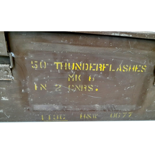 1296 - A British Metal Flush Gun box, dimensions: 49 x 20 x 19 cm