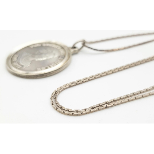 1198 - A vintage sterling silver Queen's Jubilee coin pendant on silver chain. Full hallmarks Birmingham, 1... 