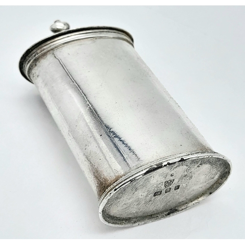 1240 - A vintage sterling silver sugar caster with full London hallmarks, 1941. Total weight 55.5G. Height:... 