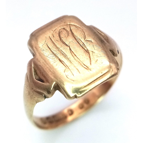 106 - A Vintage 9K Yellow Gold Signet Ring. Full UK hallmarks. Size S. 3.93g weight.