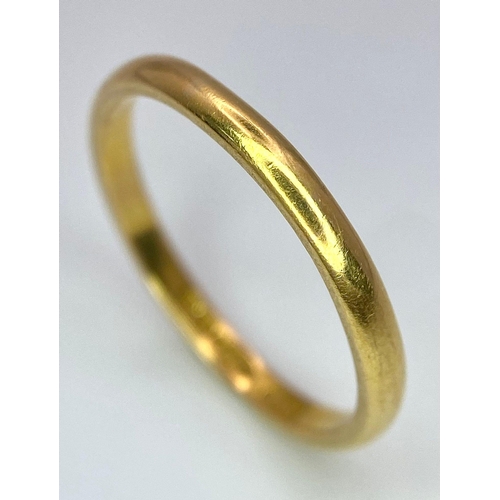 99 - A Vintage 22K Yellow Gold Band Ring. 2mm width. Size O. 2.6g weight. Full UK hallmarks.