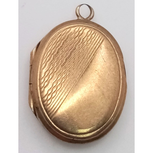 1393 - A Vintage 9K Gold Front and Back Locket. 2cm. 1.8g total weight.