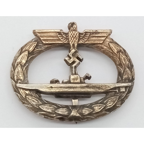 285 - WW2 German Kriegsmarine U-Boat Crew Badge. Maker: Schwerin.