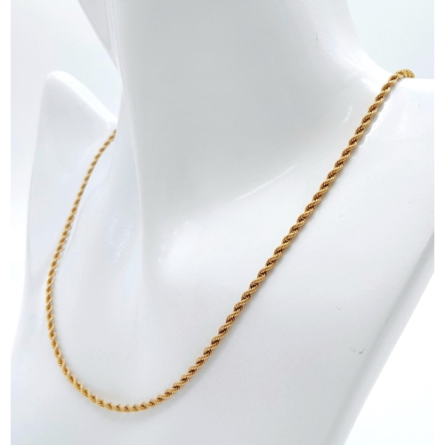 352 - A 44cms 9k gold twist link neck chain .    7.4gms