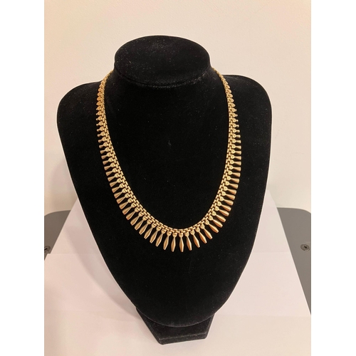 28 - Fabulous  9 carat GOLD CLEOPATRA NECKLACE. 19.2 grams. 41 cm. Beautiful condition.