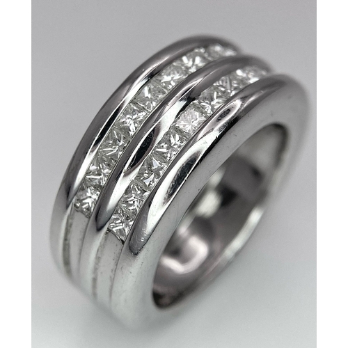 211 - An 18K White Gold Diamond Half Eternity Ring. Two fabulous rows (20) of princess cut diamonds - 1.0c... 