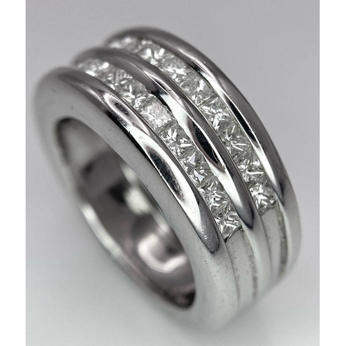 211 - An 18K White Gold Diamond Half Eternity Ring. Two fabulous rows (20) of princess cut diamonds - 1.0c... 