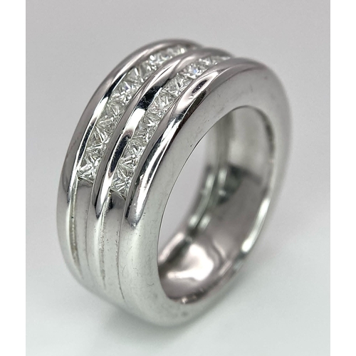 211 - An 18K White Gold Diamond Half Eternity Ring. Two fabulous rows (20) of princess cut diamonds - 1.0c... 