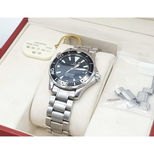 128 - An Omega Seamaster Professional Quartz Gents Watch. Model 22625000. Calibre - 1538 - Manufactured ea... 