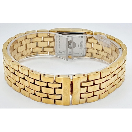 205 - A Beautiful Gold Plated Raymond Weil Ladies Cocktail Watch.
Gold plated bracelet and case - 17mm. Wh... 