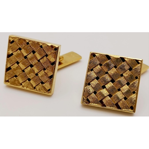 608 - A PAIR OF 18K GOLD CARTIER STYLE CUFFLINKS WITH U.K. HALLMARK .     16.5gms