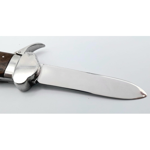 587 - A German WW2 Luftwaffe Paratrooper Gravity Knife. Gravity action for blade release - built to get th... 