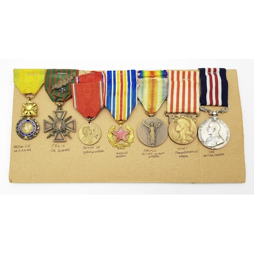 391 - WW1 Military Medal Group awarded to a French soldier for his actions above and beyond the call of du... 